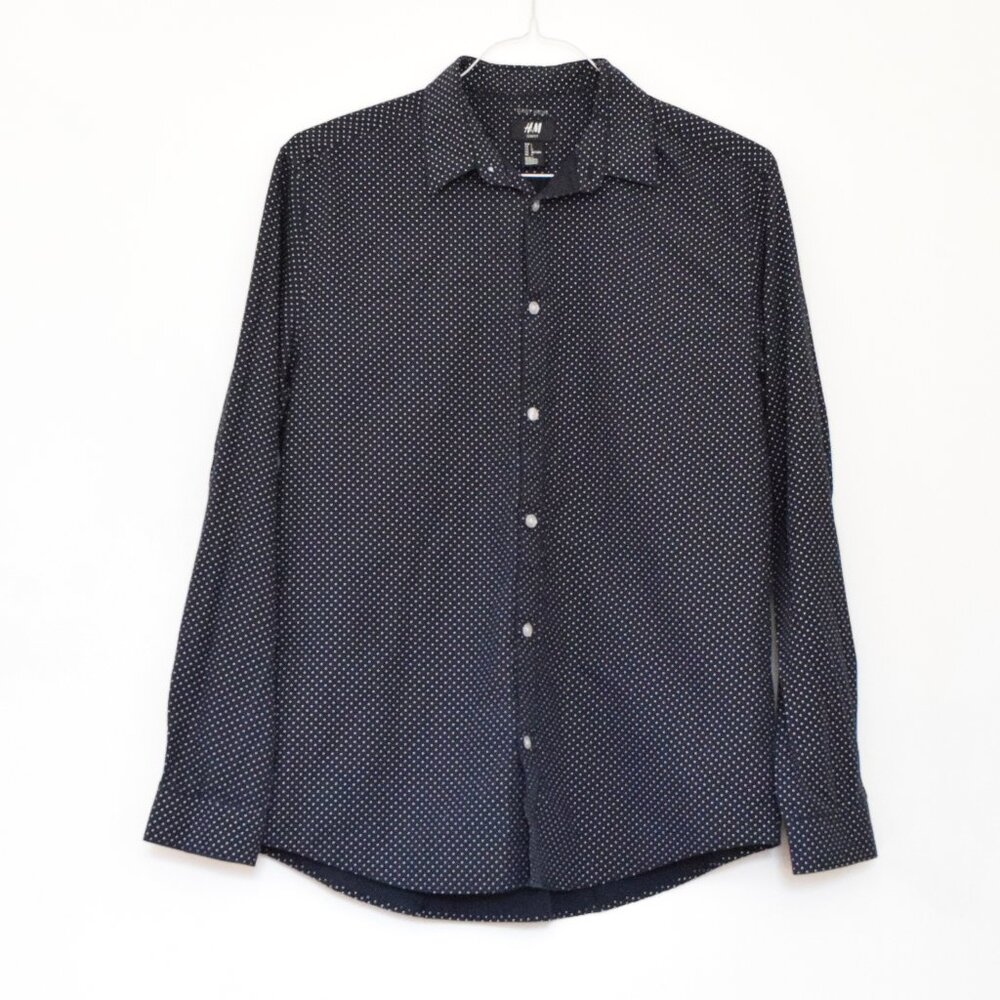 H&M Slim Fit Navy Blue & White Polka Dot Pattern Button Up Dress Shirt | Size L